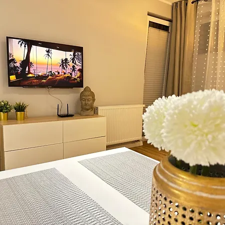 Good Time Centrum Strzelecka B *