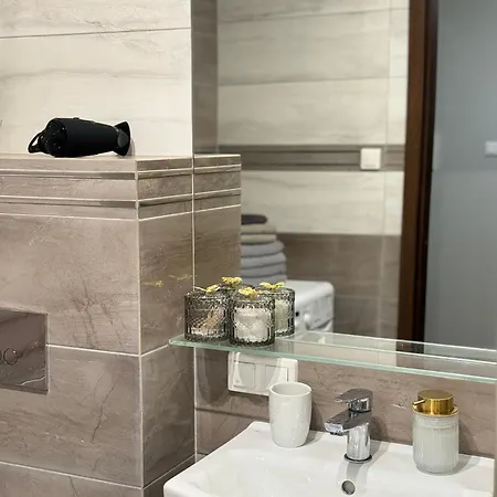 Good Time Centrum Strzelecka B *