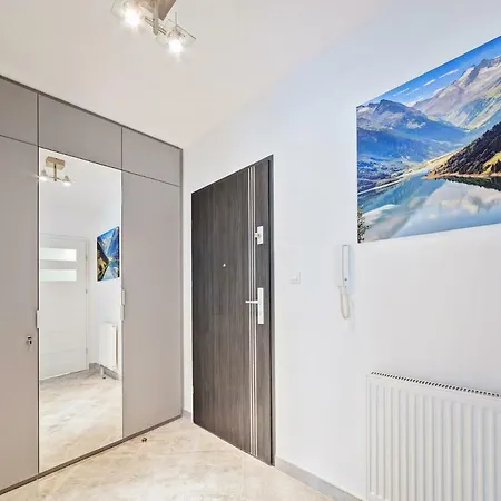 Good Time Centrum Strzelecka B * Poznań