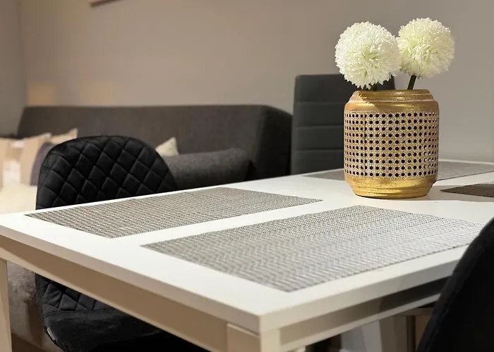 Good Time Centrum Strzelecka B * Poznań